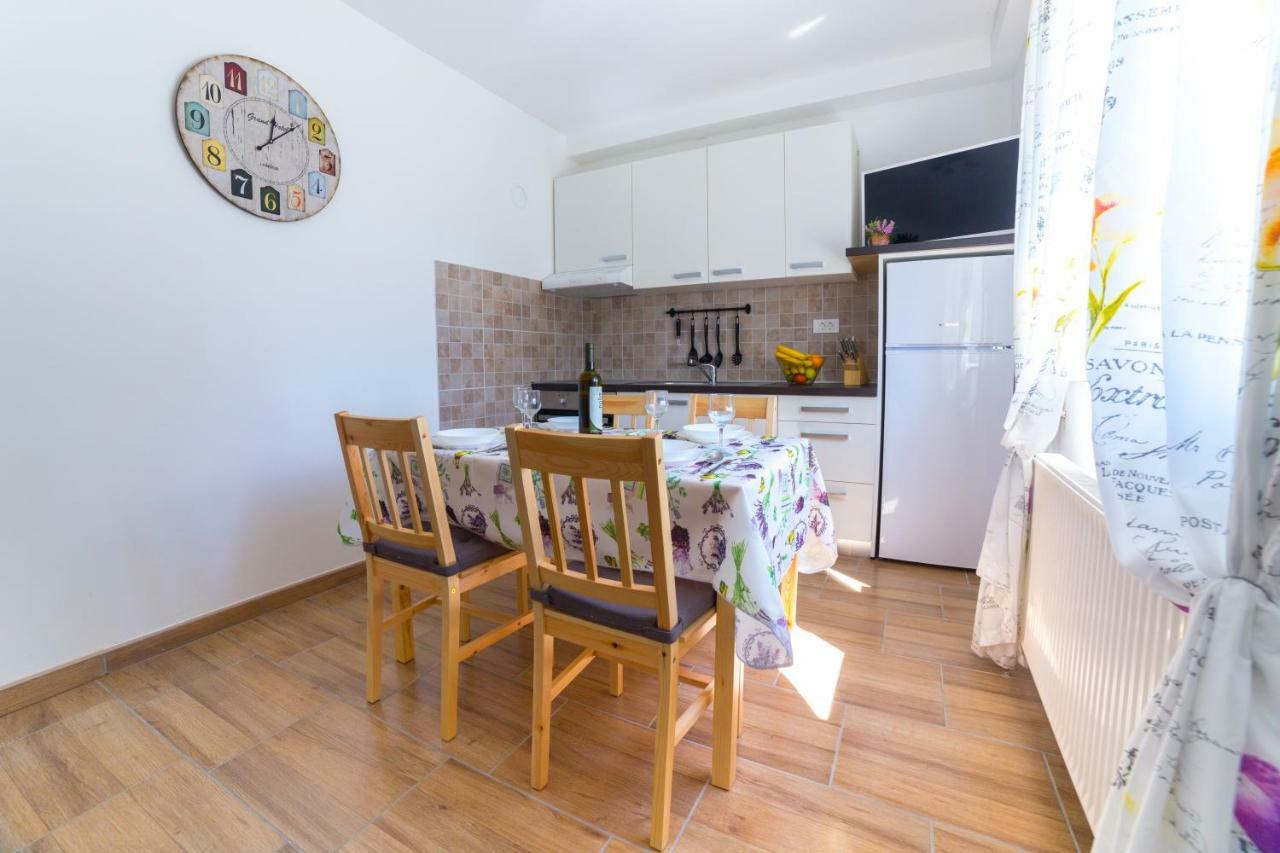 Apartments Raspolic Kastav Pokój zdjęcie